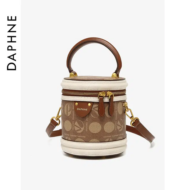 DAPHNE