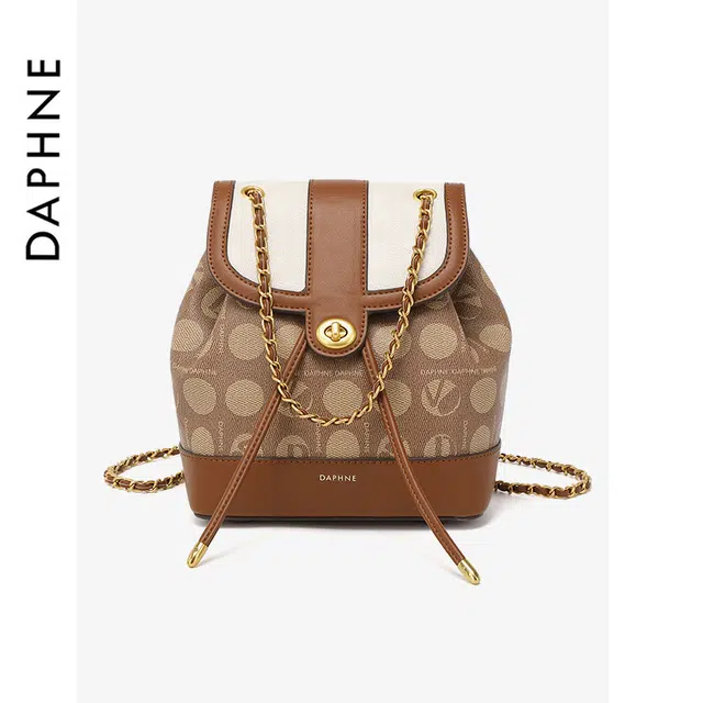DAPHNE PU