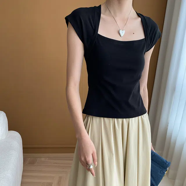 CHARM PICK T