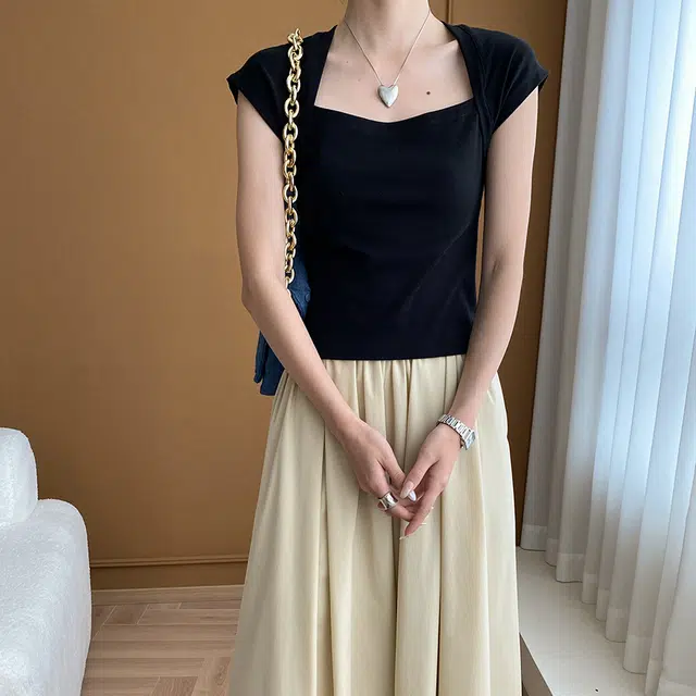 CHARM PICK T