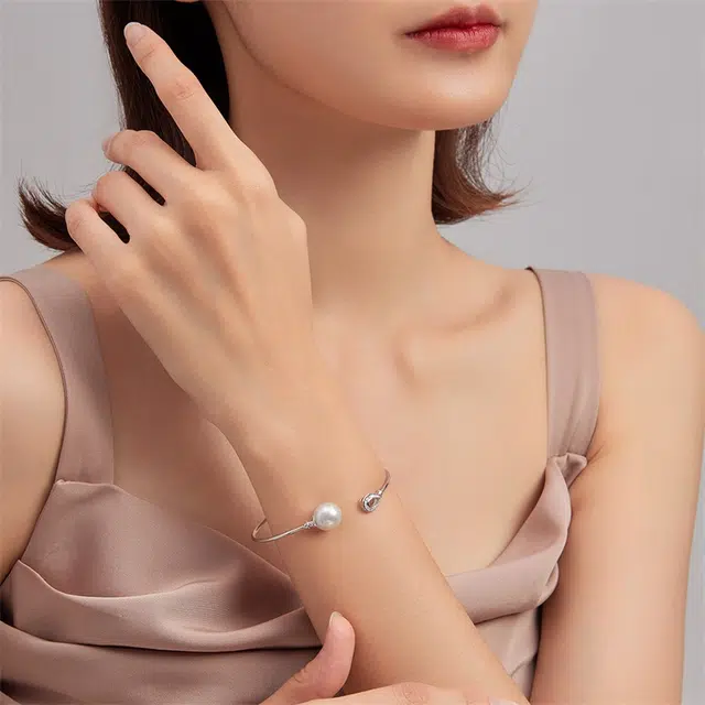 SANDYRILLA 18K