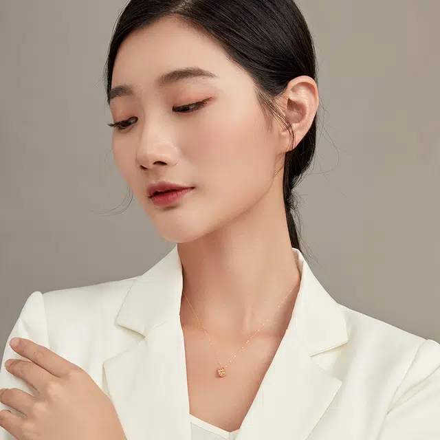 SANDYRILLA 18K