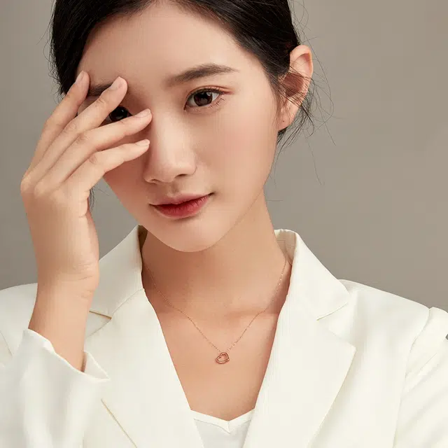 SANDYRILLA 18K