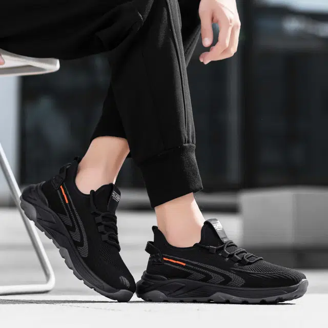 木林森 织物 时尚百搭  轻便舒适 厚底增高 户外运动 健步鞋 黑武士 潮流椰子鞋 耐磨透气防滑 低帮 生活休闲鞋 男款