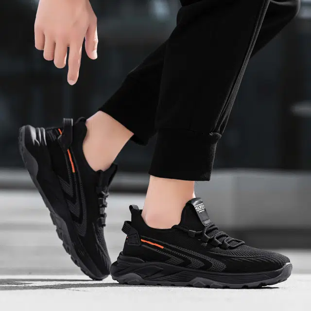 木林森 织物 时尚百搭  轻便舒适 厚底增高 户外运动 健步鞋 黑武士 潮流椰子鞋 耐磨透气防滑 低帮 生活休闲鞋 男款