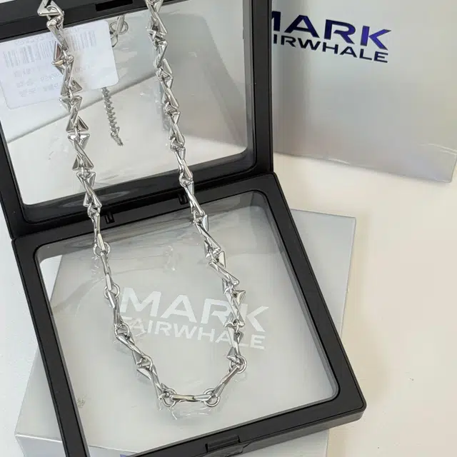 FAIRWHALE ZERO GRAVITY ins