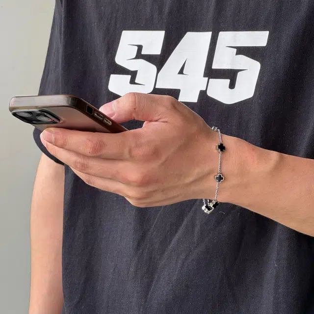 FAIRWHALE ins
