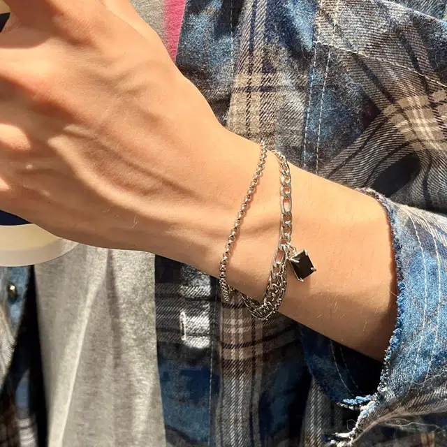 FAIRWHALE ins