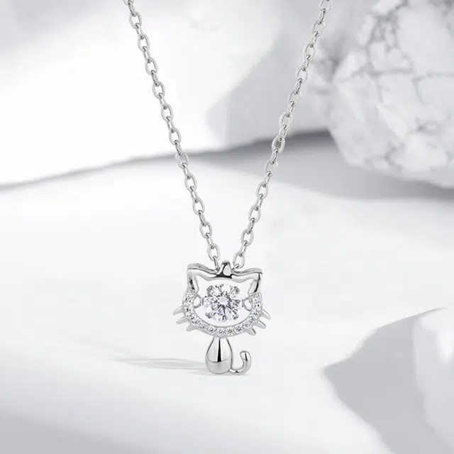 【S999足银 高品质】 七七银饰 可爱猫咪 萌宠招财猫 灵动爆闪锆石 经典百搭叠戴锁骨链 甜美梦幻甜蜜告白 纯银 项链 女款
