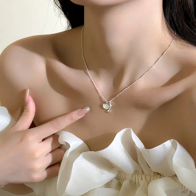 S925