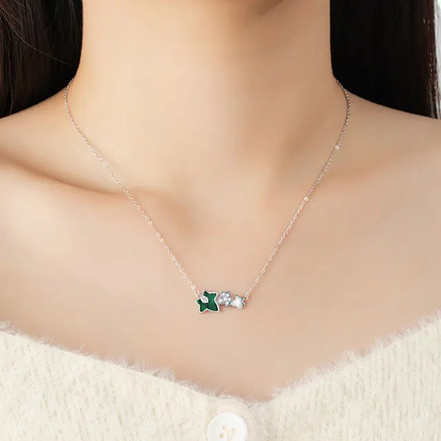 S925