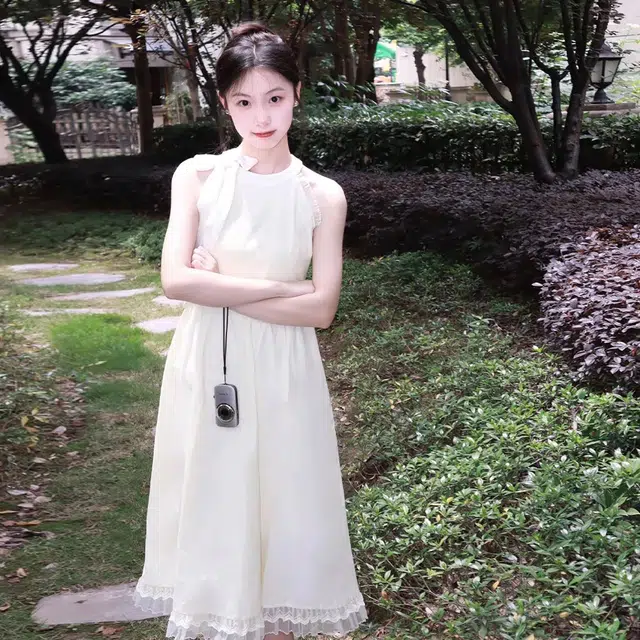 依钗 法式浪漫气质挂脖系带蝴蝶结蕾丝温柔收腰纯色圆领拉链露肩海边沙滩度假风长裙无袖连衣裙 女款