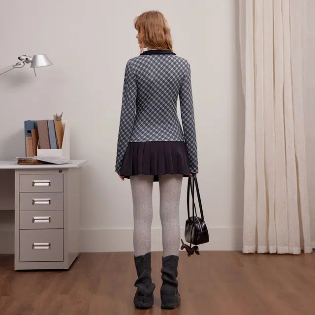 UNIFREE v T