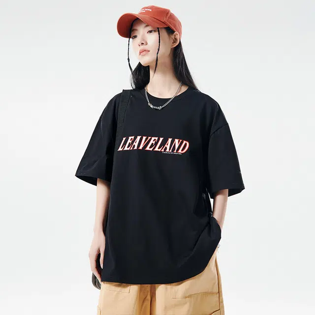 LEAVELAND LogoT