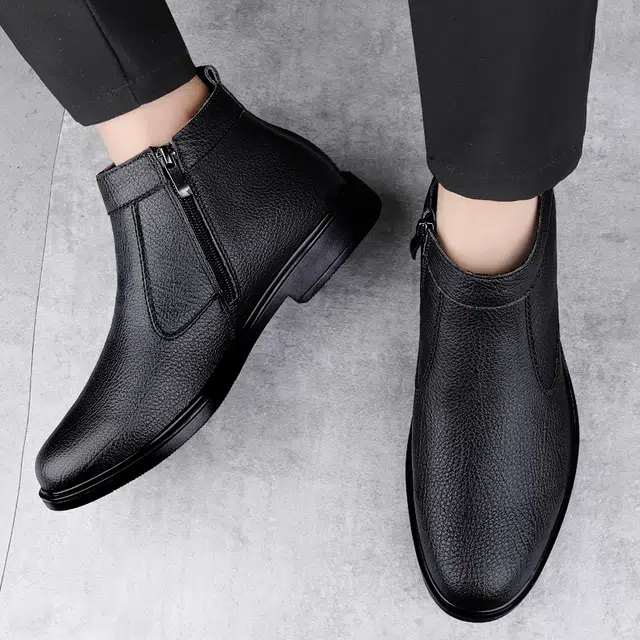 公牛雷霆 二层牛皮 商务休闲 加绒保暖 英伦风经典 复古 柔软舒适 中筒 马丁靴 厚底 男款