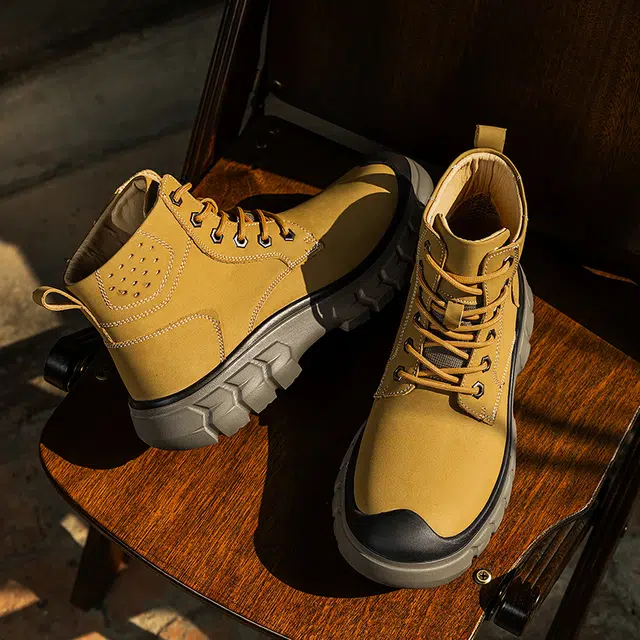公牛雷霆 牛皮 复古经典 保暖防滑 舒适耐穿 高筒时尚 加绒 中筒 马丁靴 厚底 男款