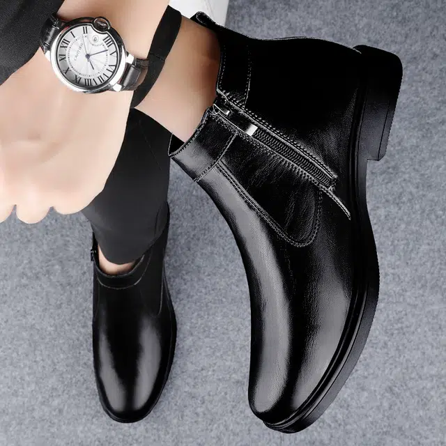 公牛雷霆 二层牛皮 商务休闲 时尚百搭 复古经典 轻便舒适 英伦风 加绒保暖 中筒 马丁靴 厚底 男款