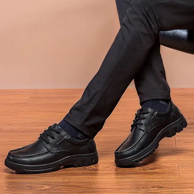 公牛雷霆 头层牛皮 时尚简约舒适 休闲鞋 男款