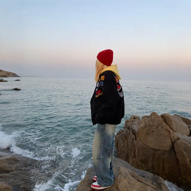 NEVER RULE vibe