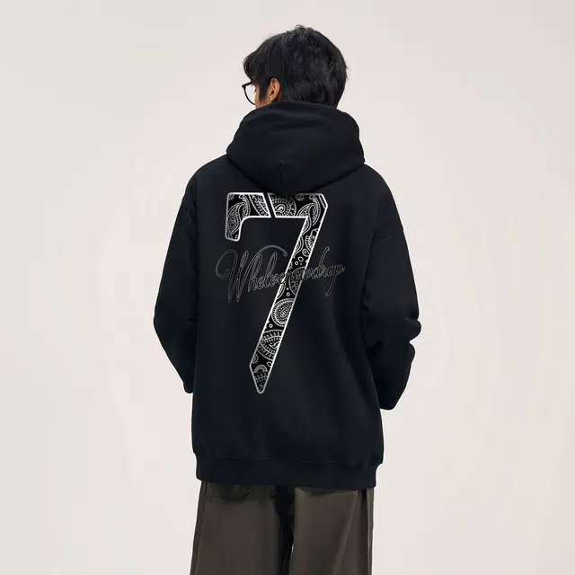 WHELVE 7Logo