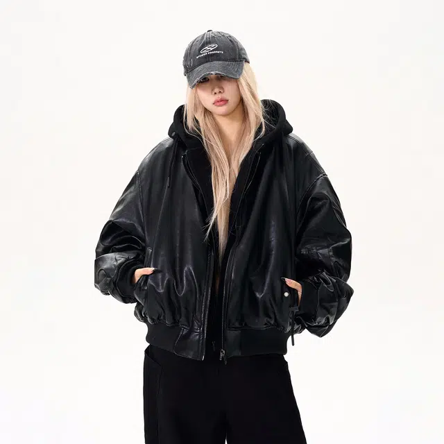 WHELVE pubomber