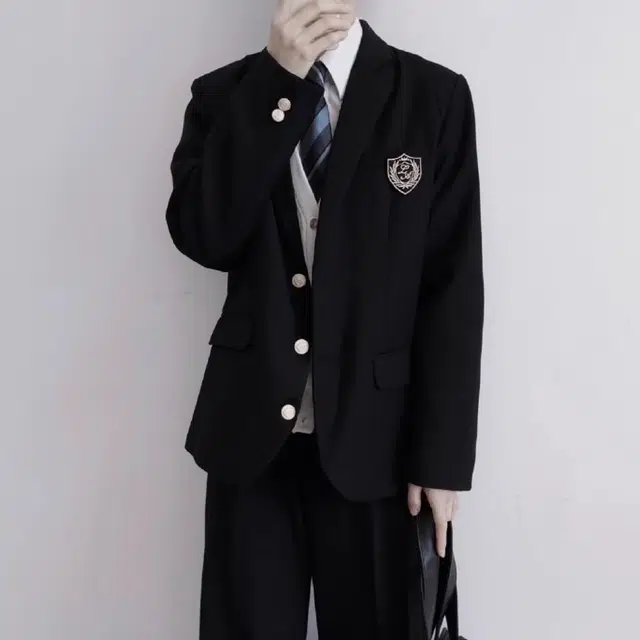 WHELVE JKDK