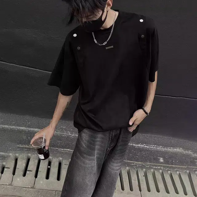 WHELVE T