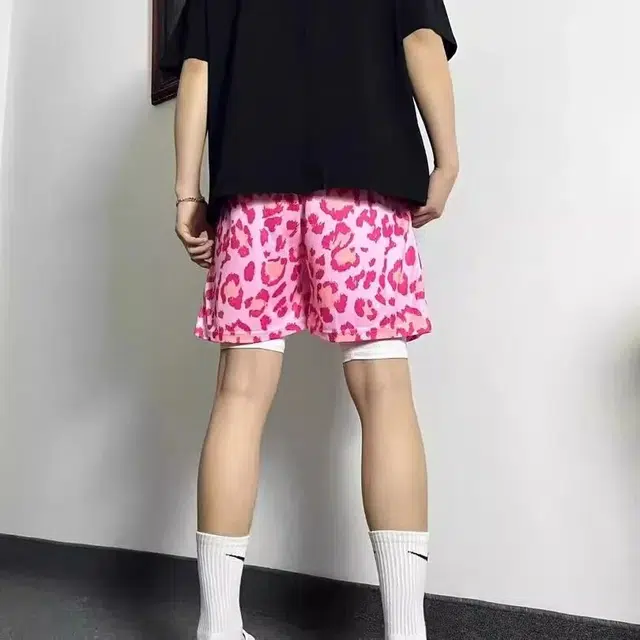 WHELVE
