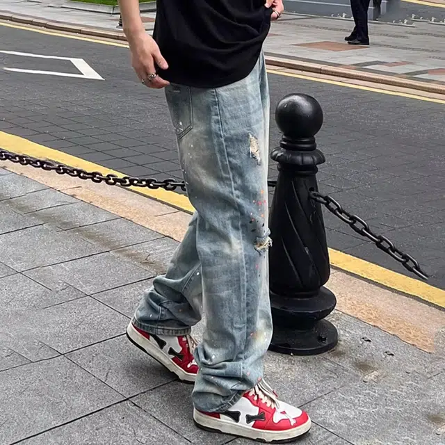 WHELVE Hip hop