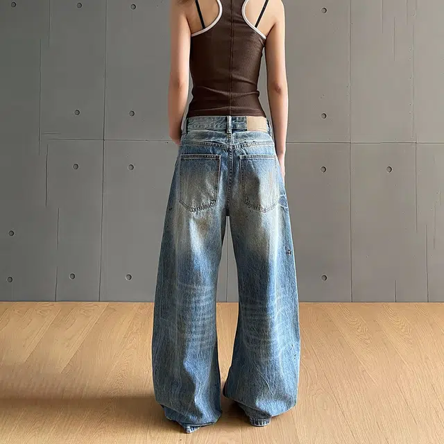 WHELVE vintage