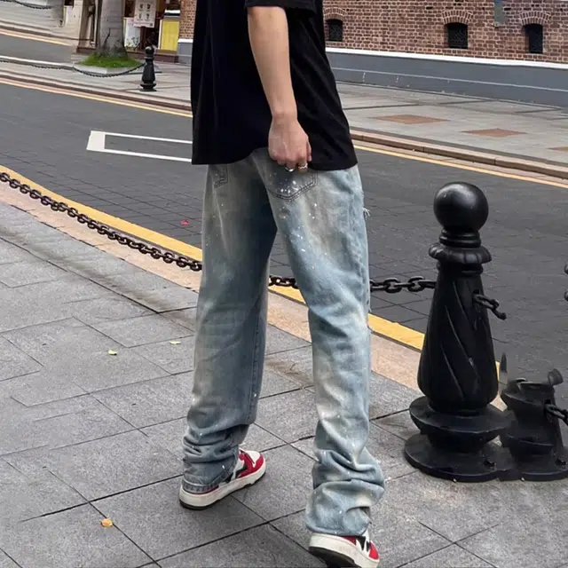 WHELVE Hip hop