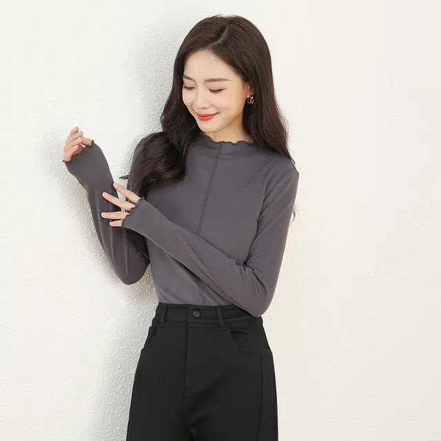 FW23 T