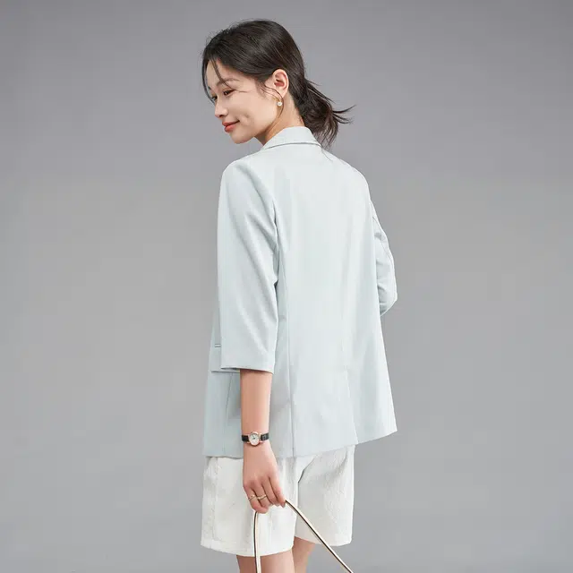 娅丽达 纯色单排扣双口袋七分袖西装外套 女款