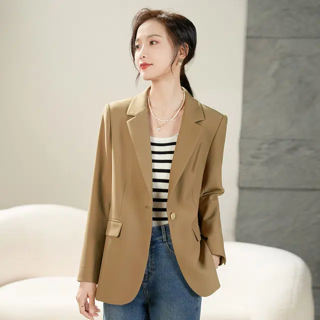娅丽达 设计感廓形西装 女款