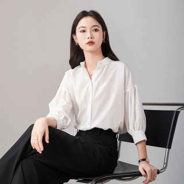 娅丽达 纯色灯笼袖圆领五分袖衬衫 女款