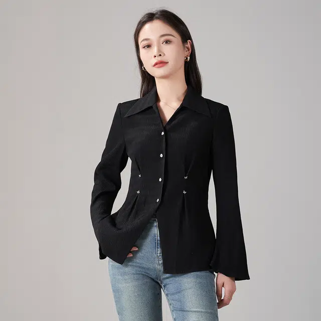 娅丽达 纯色尖领纽扣长袖衬衫 女款