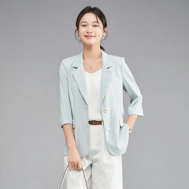 娅丽达 纯色单排扣双口袋七分袖西装外套 女款