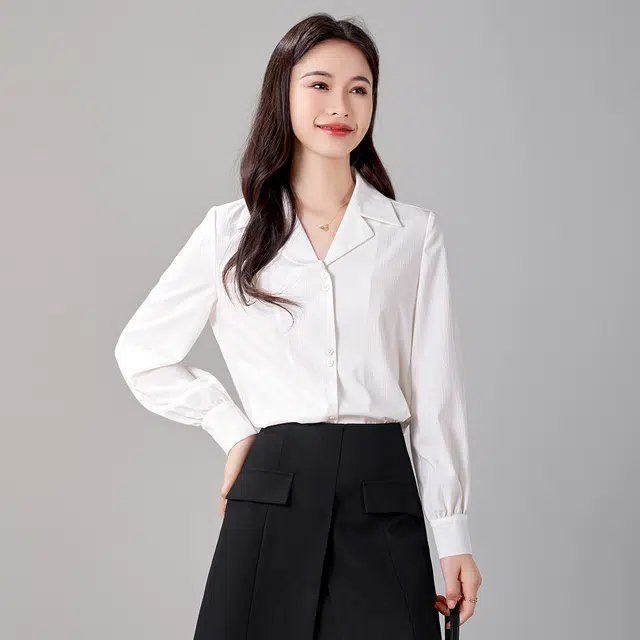娅丽达 纯色尖领通勤简约长袖衬衫 女款