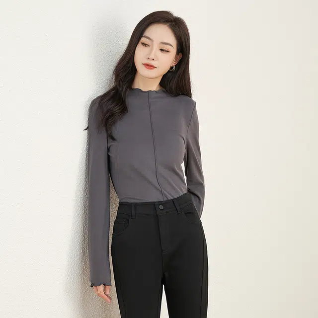 FW23 T