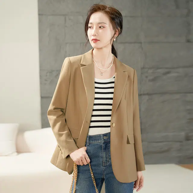 娅丽达 设计感廓形西装 女款