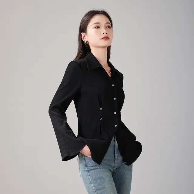 娅丽达 纯色尖领纽扣长袖衬衫 女款