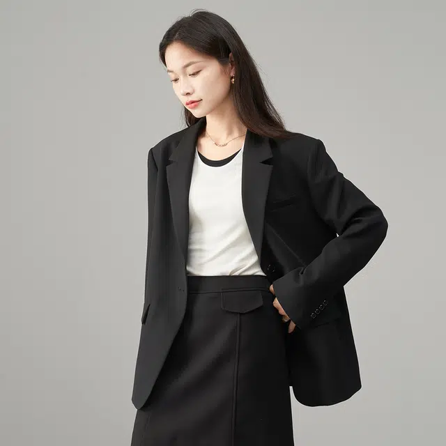 娅丽达 纯色宽松单排扣通勤宽松西装 女款