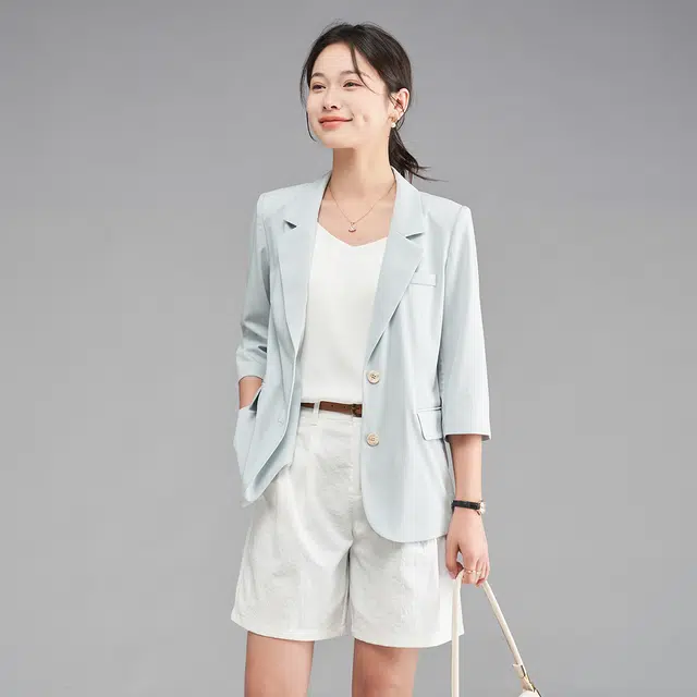 娅丽达 纯色单排扣双口袋七分袖西装外套 女款