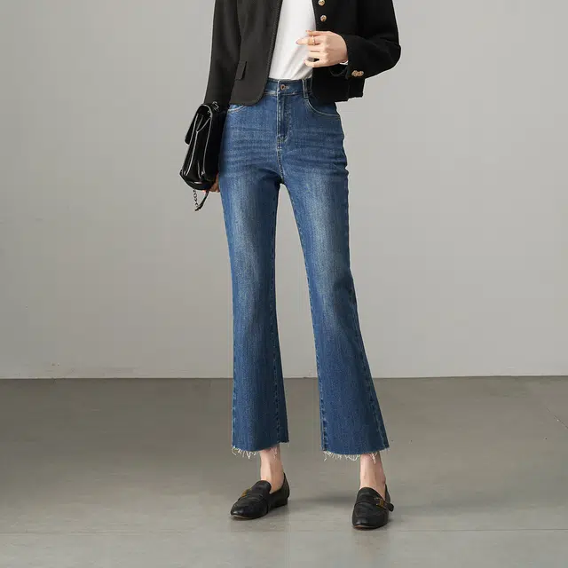 娅丽达 时尚休闲简约气质百搭微喇牛仔裤 女款