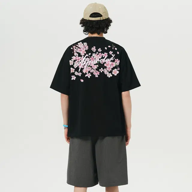 K411 Vintage Floral Logo Tee
