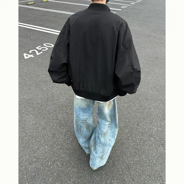 K411 cleanfitbomber