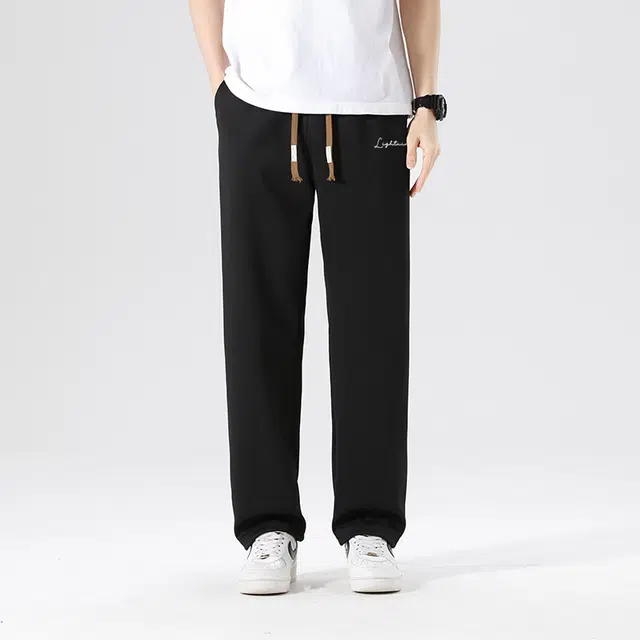 LIGHTNING MONSTER logo