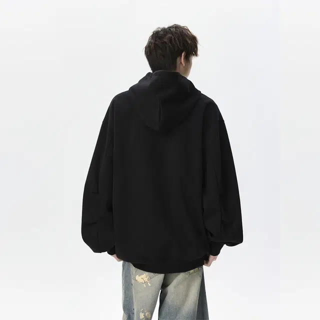 LIGHTNING MONSTER Logo