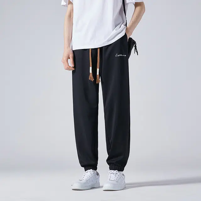 LIGHTNING MONSTER logo