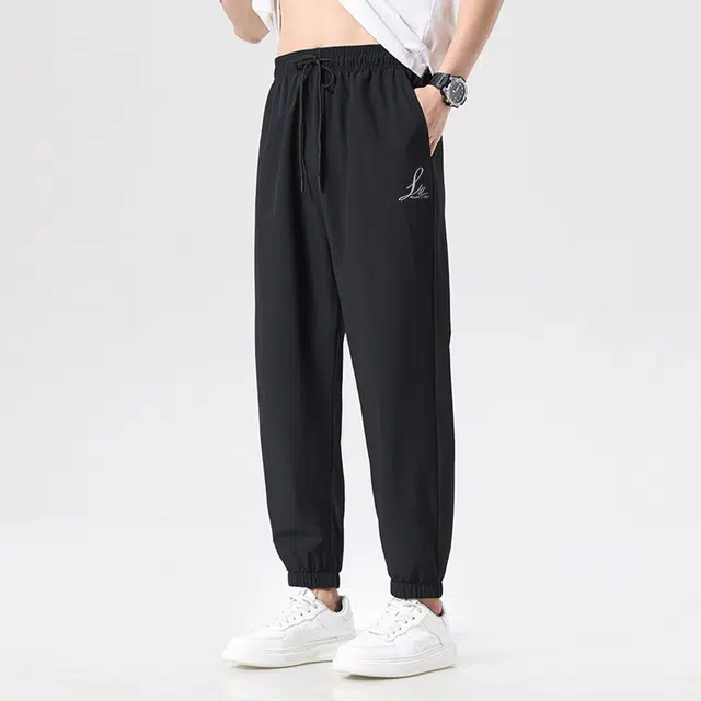 LIGHTNING MONSTER logo